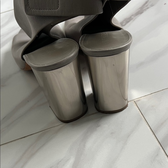 Vince gray Open-Toe Heels - Picture 2 of 6